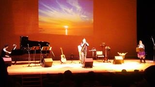 999336_209344132551906_1156244901_n