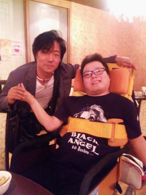 1016431_436229213152801_557411179_n