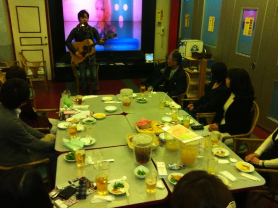 601545_341118752664943_874788375_n