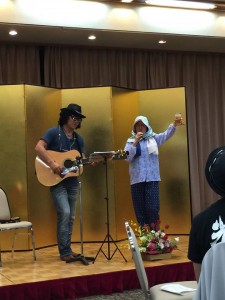 14388926_1834816003404402_1472792096_n