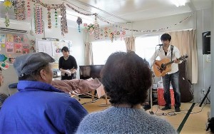 15241150_10206009982047182_2666603261958857173_n[1]