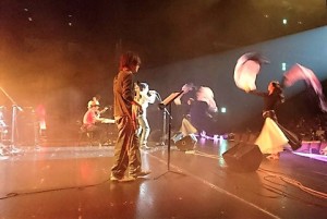 o0480032213968808444