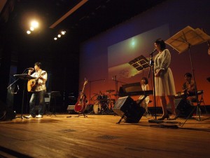 32247323_1730674697022065_321547957885206528_n