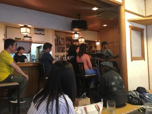 32982079_225737421532872_384978010597490688_n