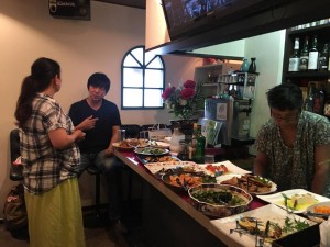 37585421_272793420160605_2003237553615929344_n